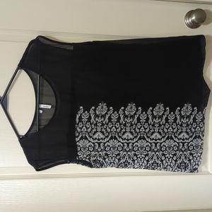 Studio Y lined sleeveless blouse